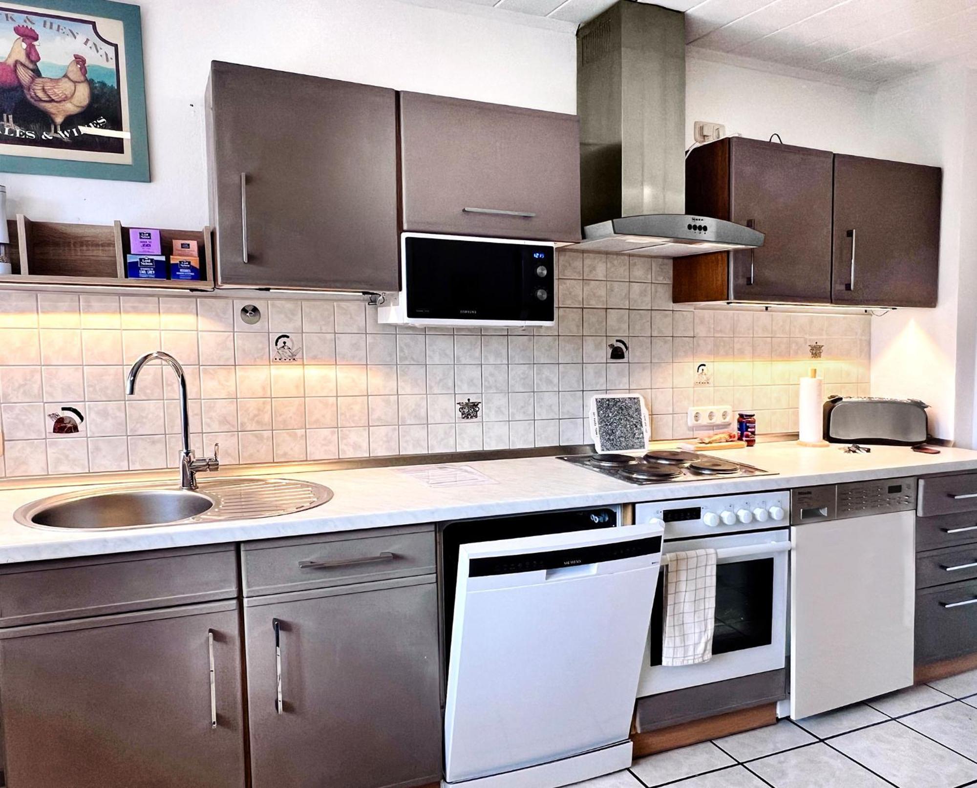 Ferienwohnung Goodtimes Hausen Uber Aar Exterior foto